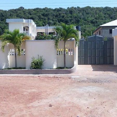 Jackson Guesthouse Anomabo Anomabu Luaran gambar